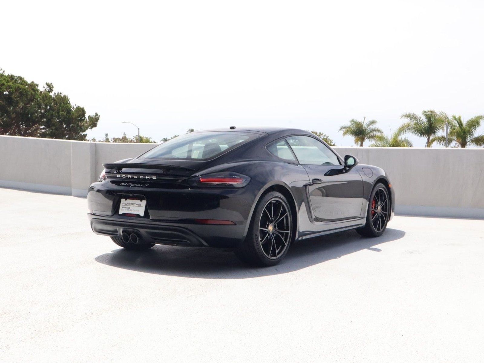 Certified 2025 Porsche 718 Cayman S RWD image 9