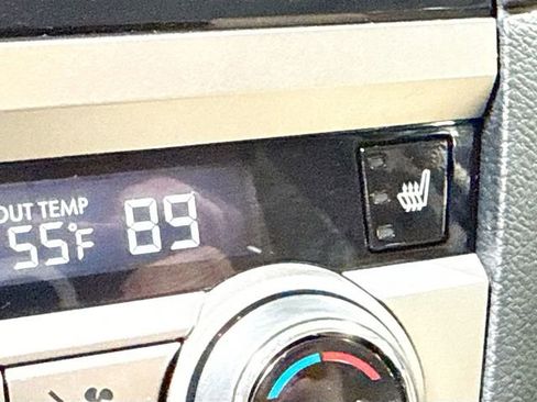 Used 2017 Subaru Legacy 2.5i Premium image 21