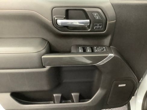Used 2022 GMC Sierra 1500 AT4 w/ AT4 Premium Package AWD/4WD image 9