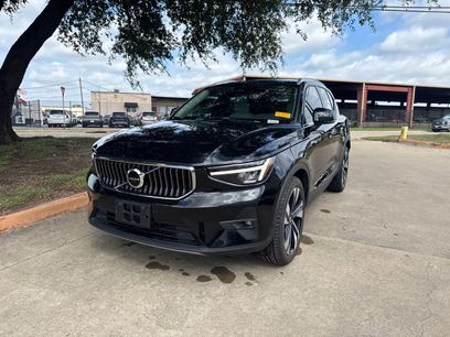 Used 2023 Volvo XC40 B5 Plus w/ Protection Package Premier