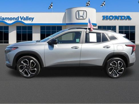 Used 2025 Chevrolet Trax RS w/ Driver Confidence Package FWD image 9