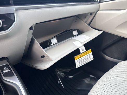 New 2025 Kia Sorento S image 45