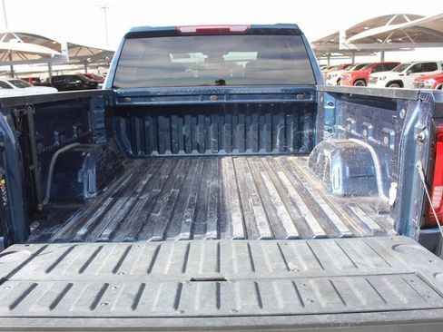 Used 2023 GMC Sierra 1500 SLT w/ SLT Premium Package image 6