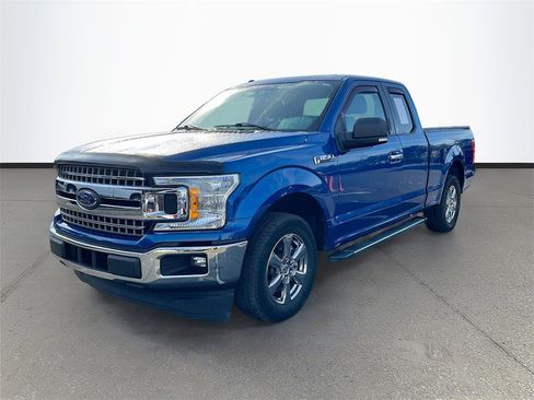 Used 2018 Ford F150 XLT w/ Equipment Group 301A Mid image 3
