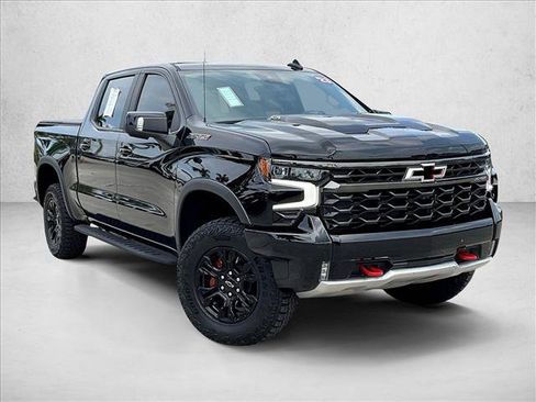 Used 2023 Chevrolet Silverado 1500 ZR2 w/ Technology Package AWD/4WD image 11