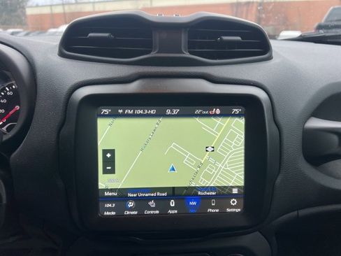Used 2022 Jeep Renegade Limited image 25