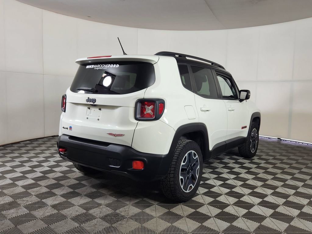 Used 2016 Jeep Renegade Trailhawk AWD/4WD image 7