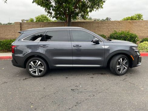 Used 2023 Kia Sorento EX AWD/4WD image 43