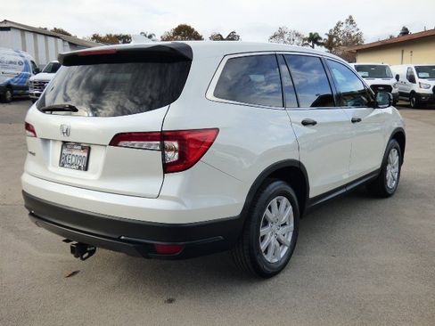 Used 2019 Honda Pilot LX image 9