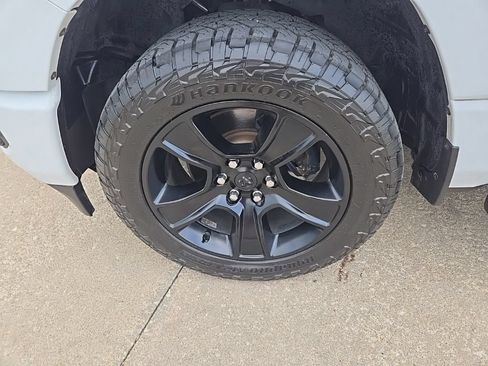 Used 2021 RAM 1500 Big Horn AWD/4WD image 33