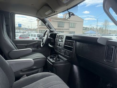 Used 2024 Chevrolet Express 2500 w/ Driver Convenience Package image 36