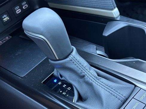 New 2026 Toyota Camry SE image 23