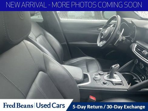 Used 2022 Alfa Romeo Stelvio Sprint image 8