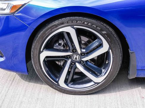 Used 2021 Honda Accord Sport image 10