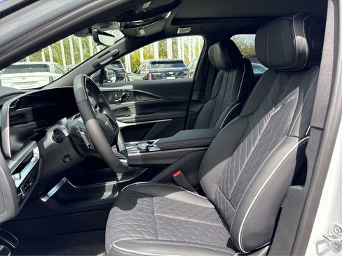 New 2026 Cadillac Lyriq V image 9