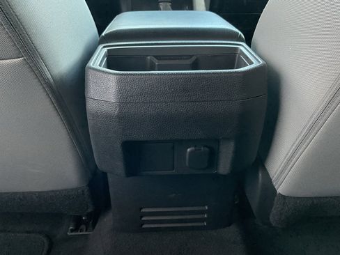 Used 2025 Toyota Tacoma SR5 image 19