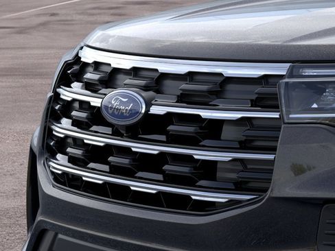 Certified 2026 Ford Explorer Active AWD/4WD image 39