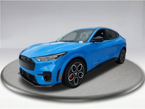 Used 2021 Ford Mustang Mach-E GT image 16