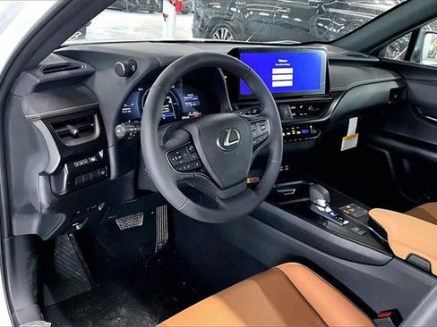 New 2026 Lexus UX 300h AWD image 6