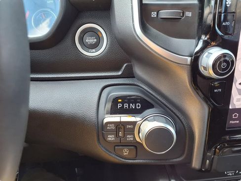 Certified 2025 RAM 1500 Big Horn AWD/4WD image 8