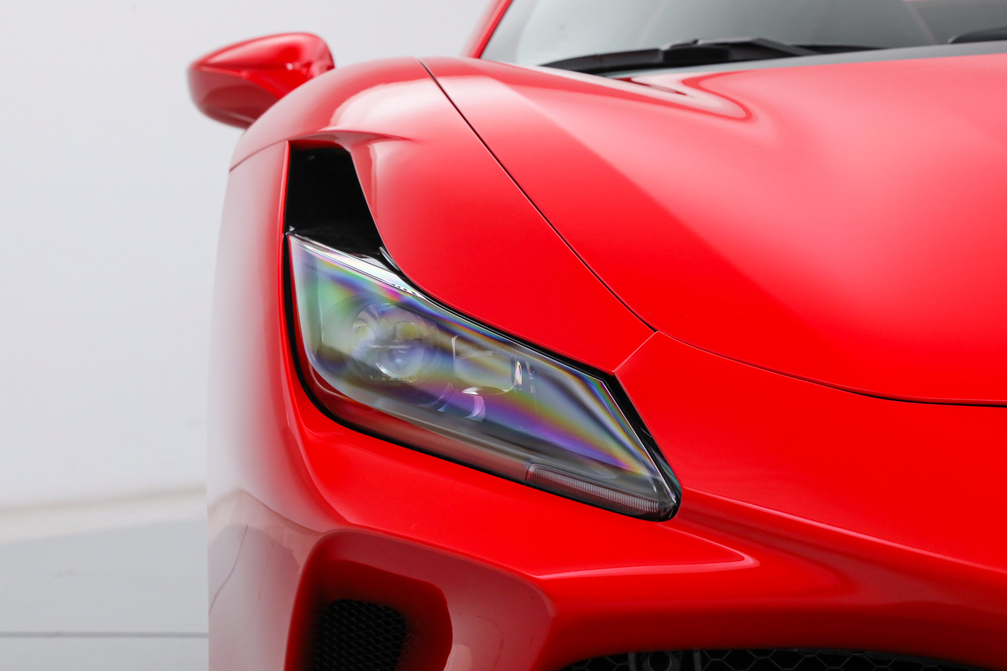 Certified 2023 Ferrari F8 Tributo RWD image 17