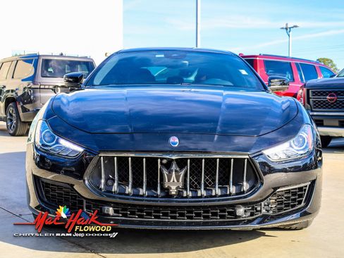 Used 2020 Maserati Ghibli Base image 4