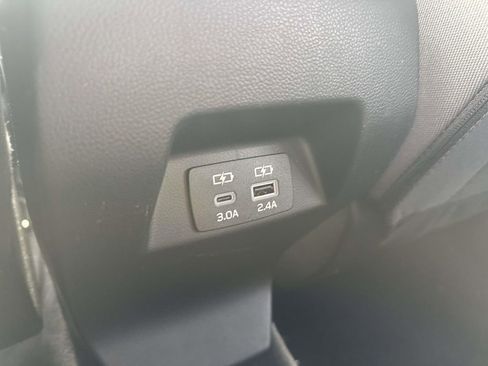 Certified 2025 Subaru Crosstrek 2.0i Premium image 9