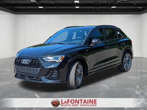 Used 2023 Audi Q3 2.0T Premium Plus w/ Premium Plus Package AWD/4WD image 1