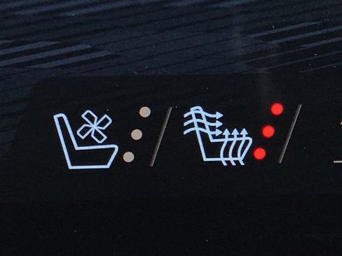 Used 2024 Chevrolet Blazer EV RS image 5