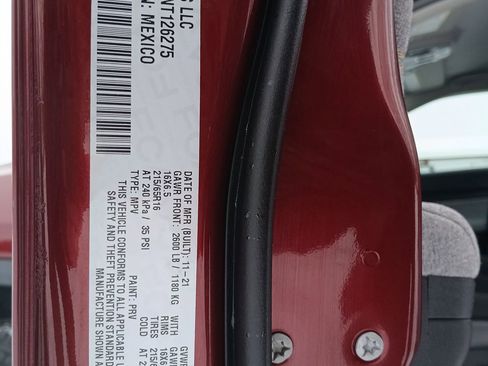 Certified 2022 Jeep Compass Sport image 30