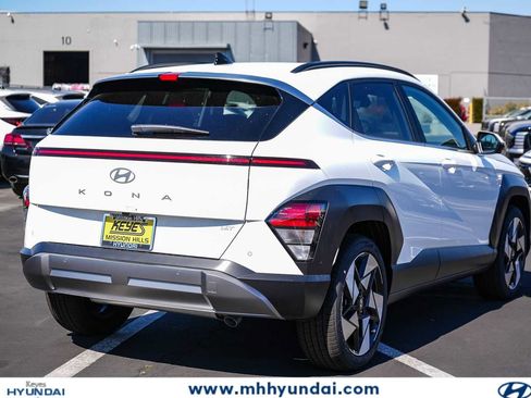 New 2026 Hyundai Kona Limited FWD image 6