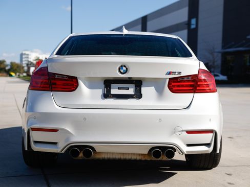 Used 2015 BMW M3 image 12