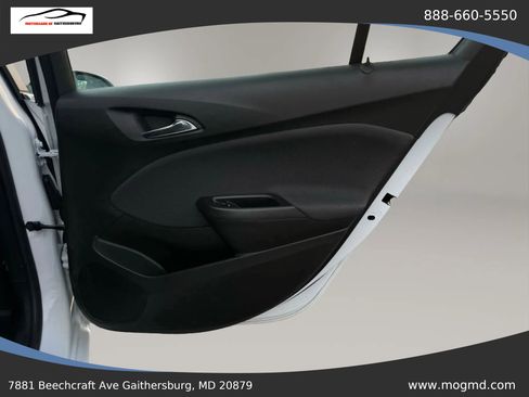 Used 2019 Chevrolet Cruze LT w/ Convenience Package FWD image 23