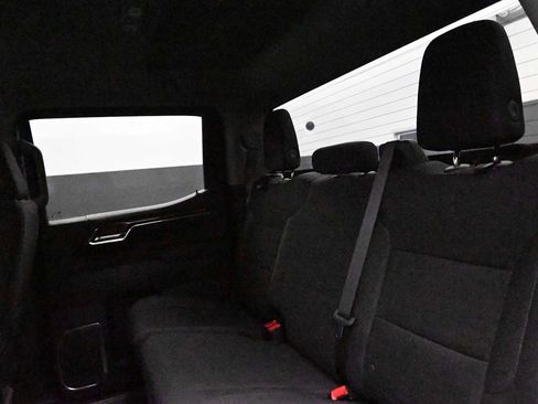 Used 2024 Chevrolet Silverado 1500 LT Trail Boss w/ LPO, Dark Essentials Package AWD/4WD image 32