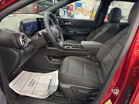 New 2026 Chevrolet Equinox LT w/ Safety and Technology Package AWD/4WD image 11