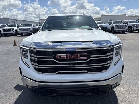 New 2026 GMC Sierra 1500 SLT w/ SLT Premium Package AWD/4WD image 8