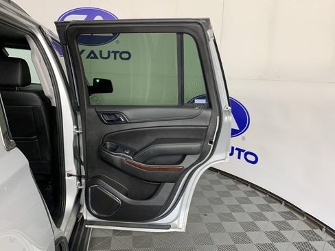 Used 2019 GMC Yukon SLT w/ Open Road Package RWD image 39