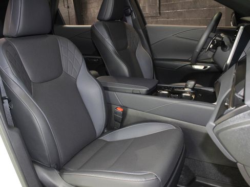 Used 2025 Lexus RX 350 F Sport w/ Convenience Package image 46