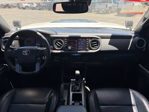 Used 2021 Toyota Tacoma TRD Pro AWD/4WD image 16
