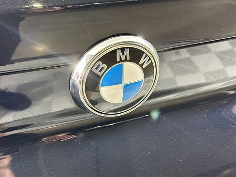 Used 2023 BMW X6 xDrive40i w/ M Sport Package AWD/4WD image 34