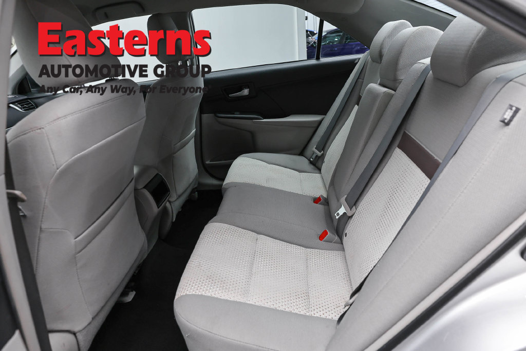 Used 2014 Toyota Camry LE FWD image 21