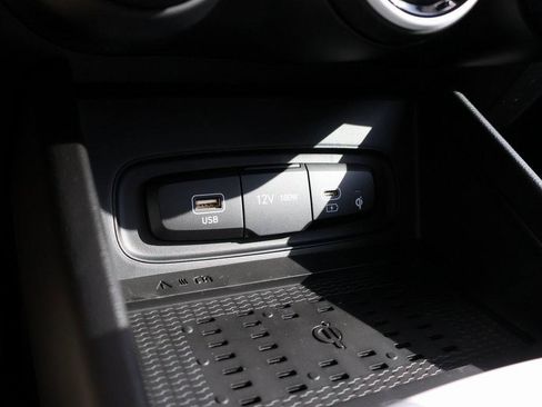 New 2026 Hyundai Venue SEL image 38