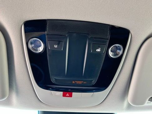Used 2025 Kia EV6 Light RWD image 19