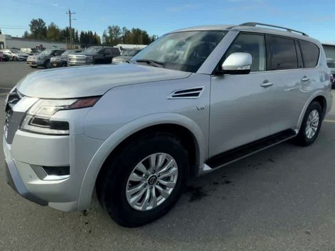 Used 2021 Nissan Armada SV AWD/4WD image 4