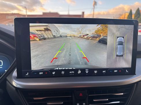 Certified 2023 Ford Escape Active w/ Tech Pack #2 image 4