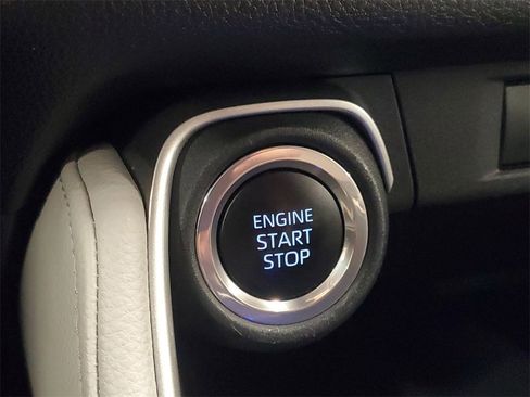 Certified 2024 Toyota Grand Highlander FWD image 31