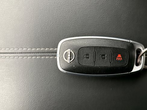 Used 2024 Nissan Pathfinder S w/ Cargo Package image 23