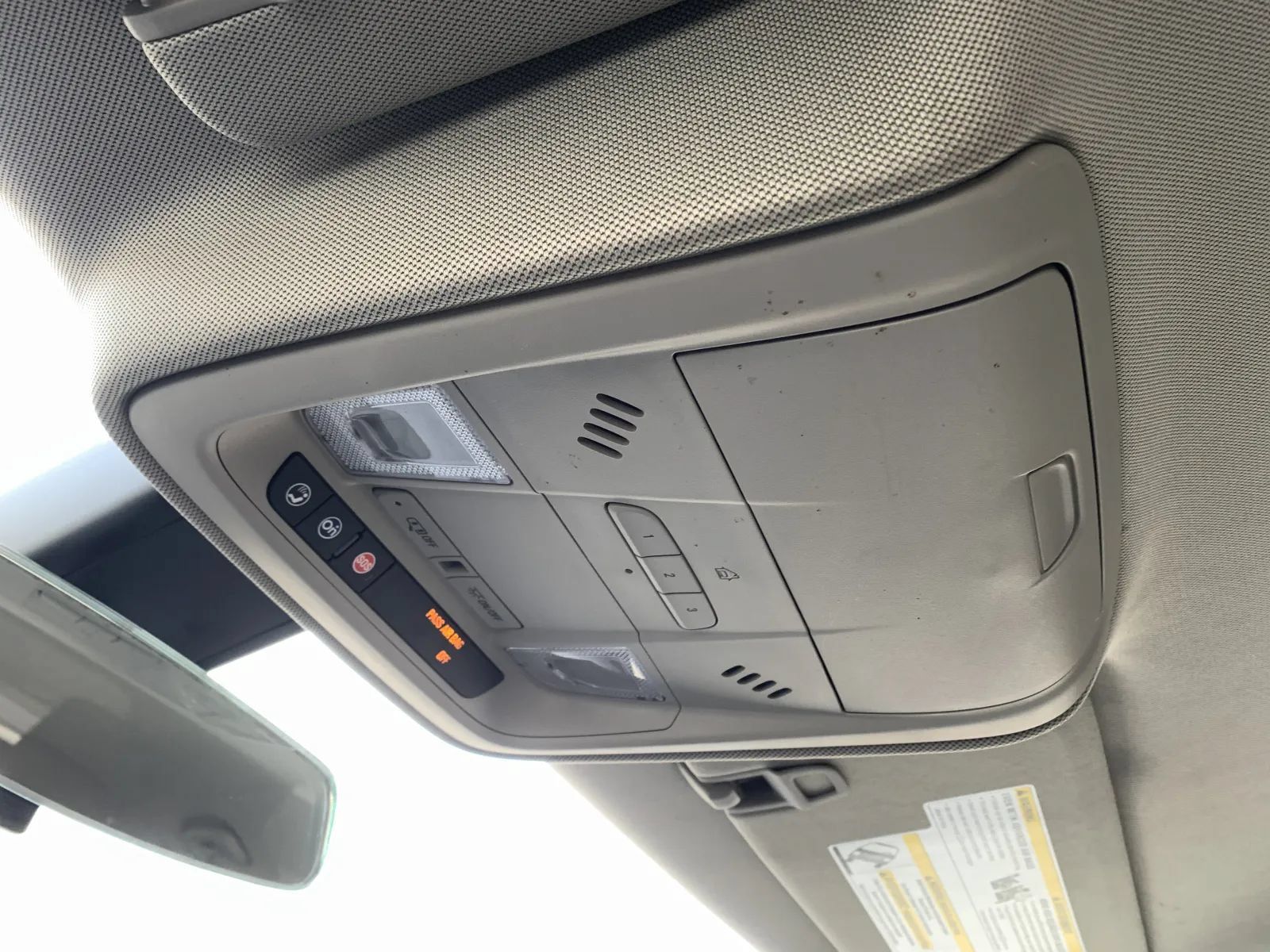 Used 2019 Cadillac XT4 Luxury FWD image 19