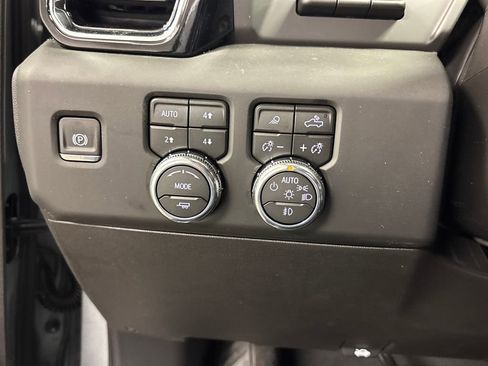 New 2026 GMC Sierra 1500 Denali w/ Denali Reserve Package AWD/4WD image 28