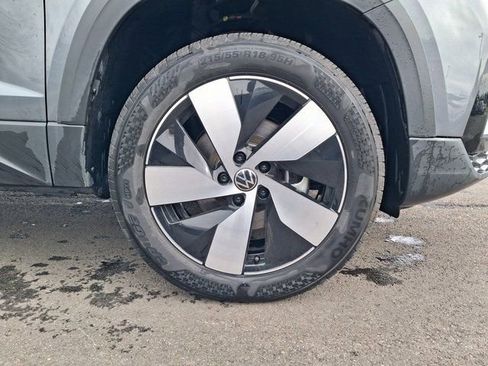 Used 2024 Volkswagen Taos S image 10